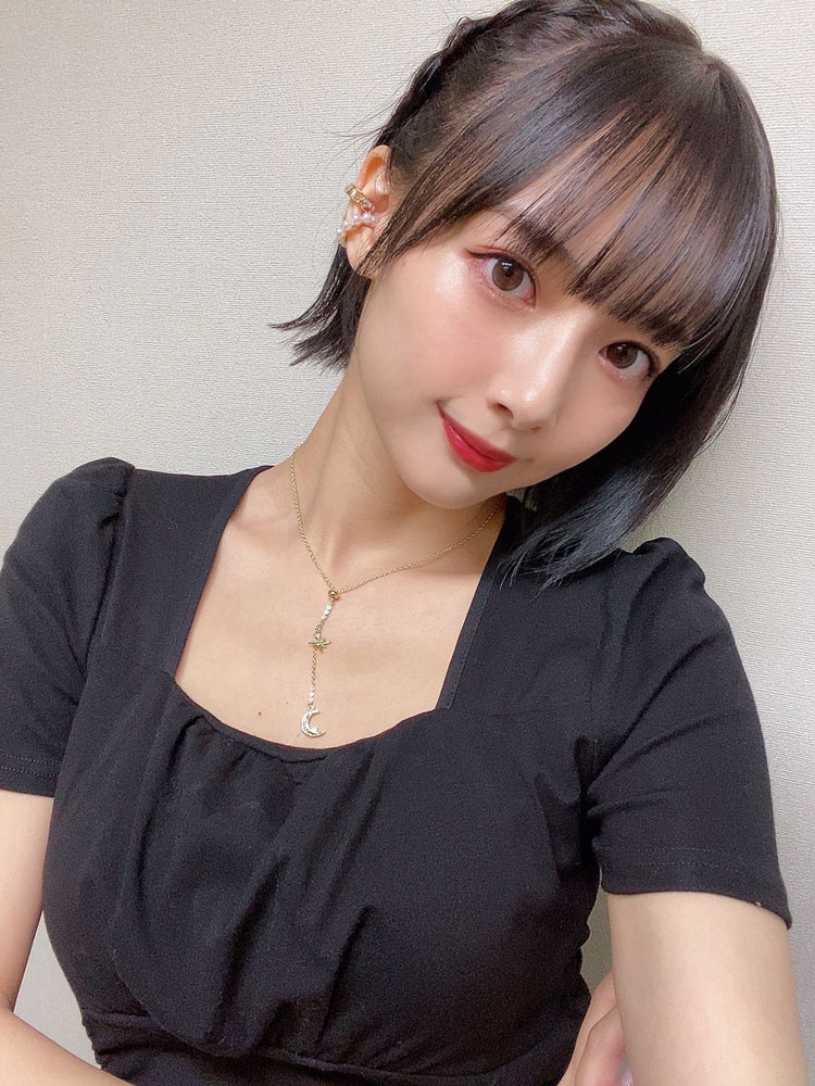 サイレンススズカ/役満ボディ岡田紗佳の“ウマく”楽しく！