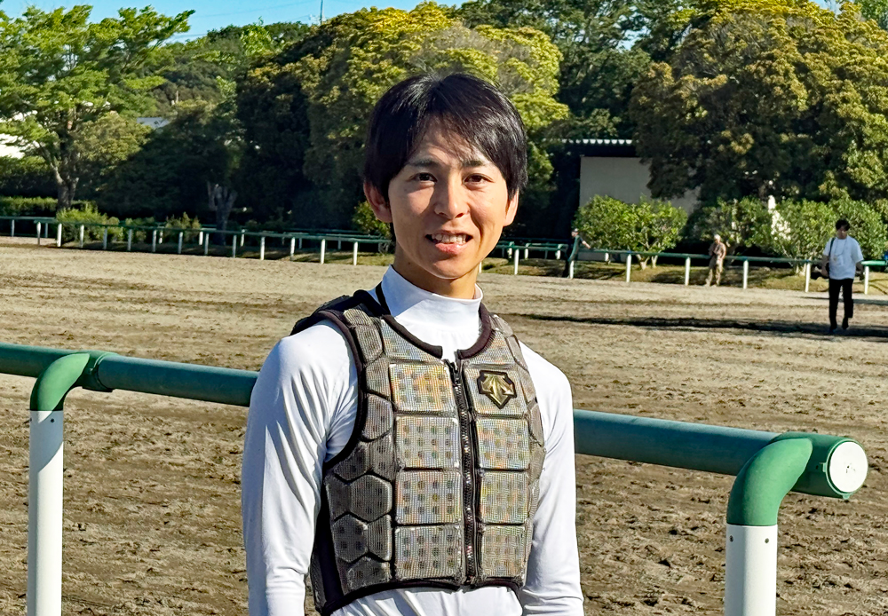 夏の期間、美浦に滞在する小崎綾也騎手 夏の期間、美浦に滞在する小崎綾也騎手