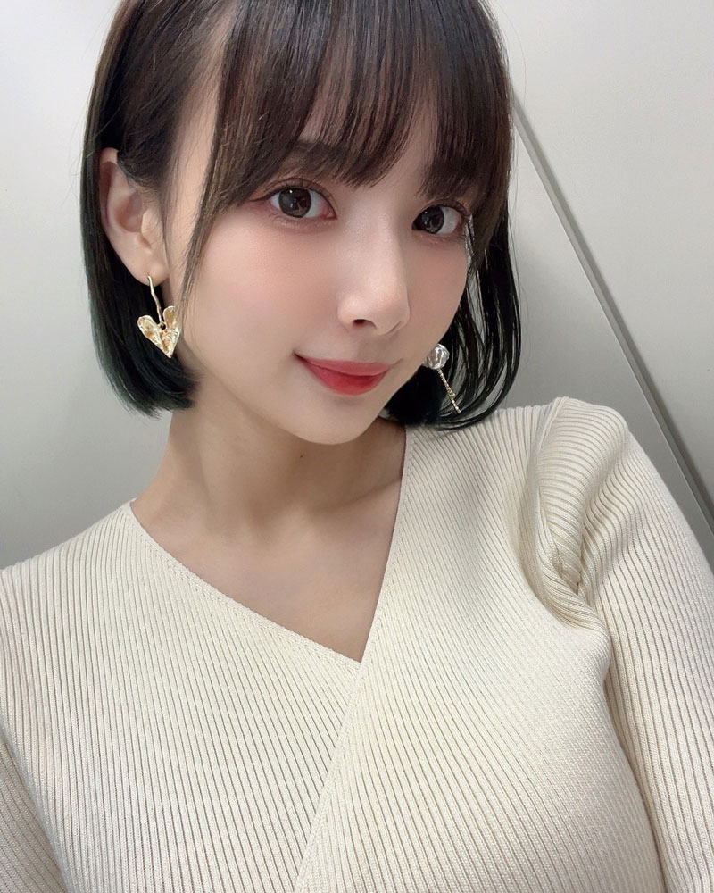  岡田紗佳さん 天皇賞秋予想