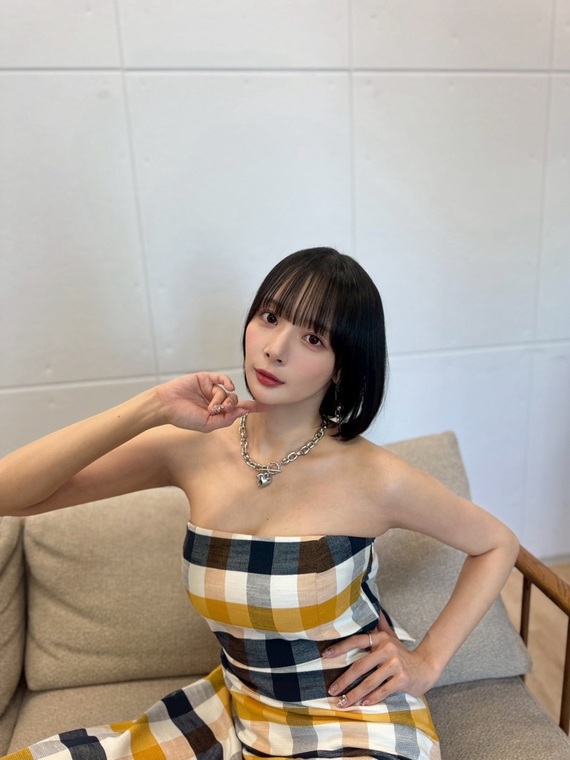 役満ボディ岡田紗佳の“ウマく”楽しく！