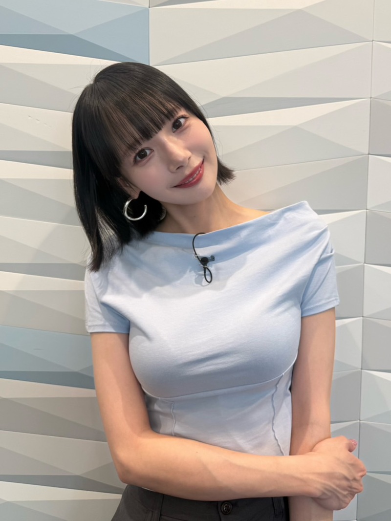 役満ボディ岡田紗佳の“ウマく”楽しく! 役満ボディ岡田紗佳の“ウマく”楽しく!