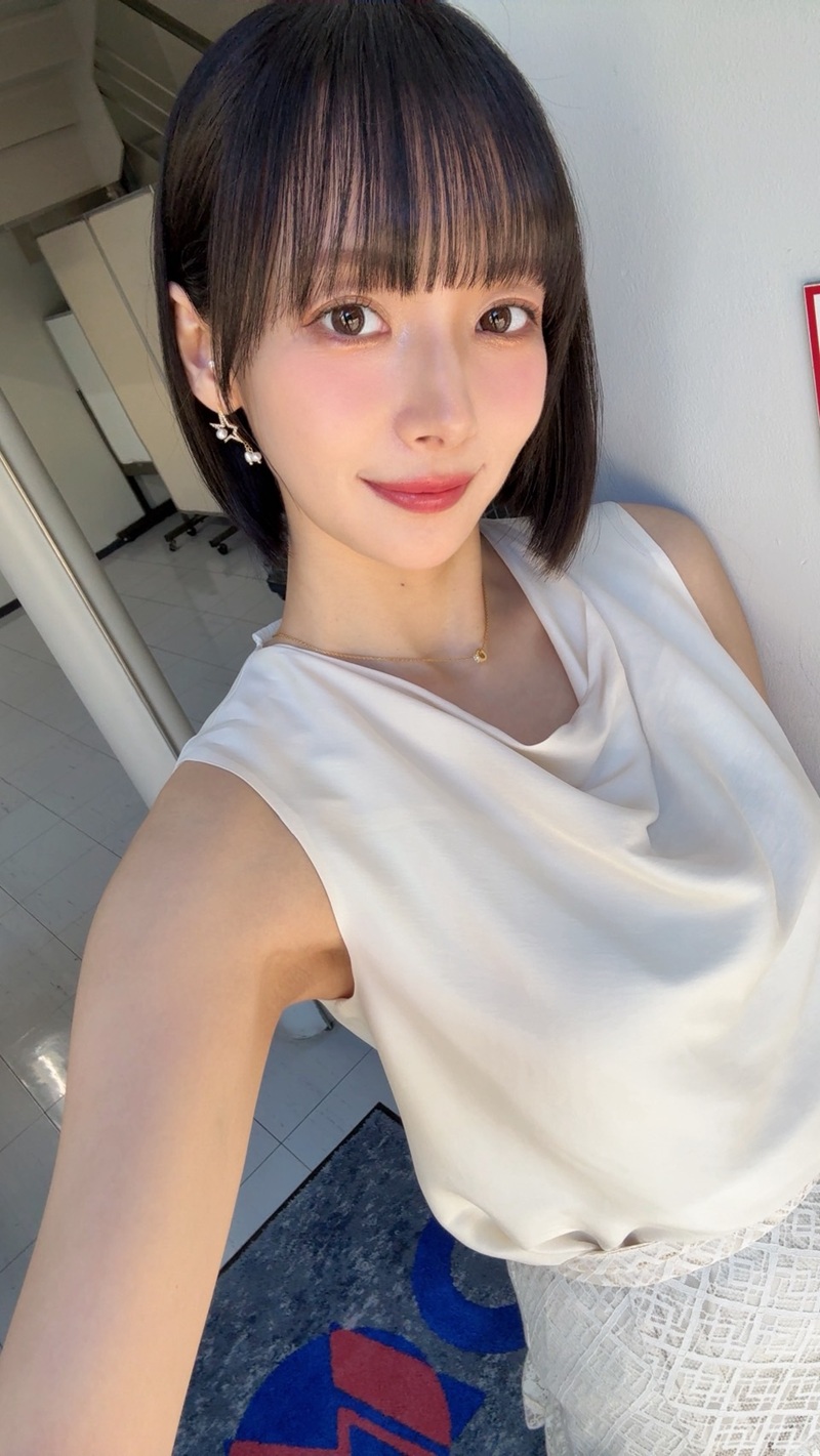 役満ボディ岡田紗佳の“ウマく”楽しく！