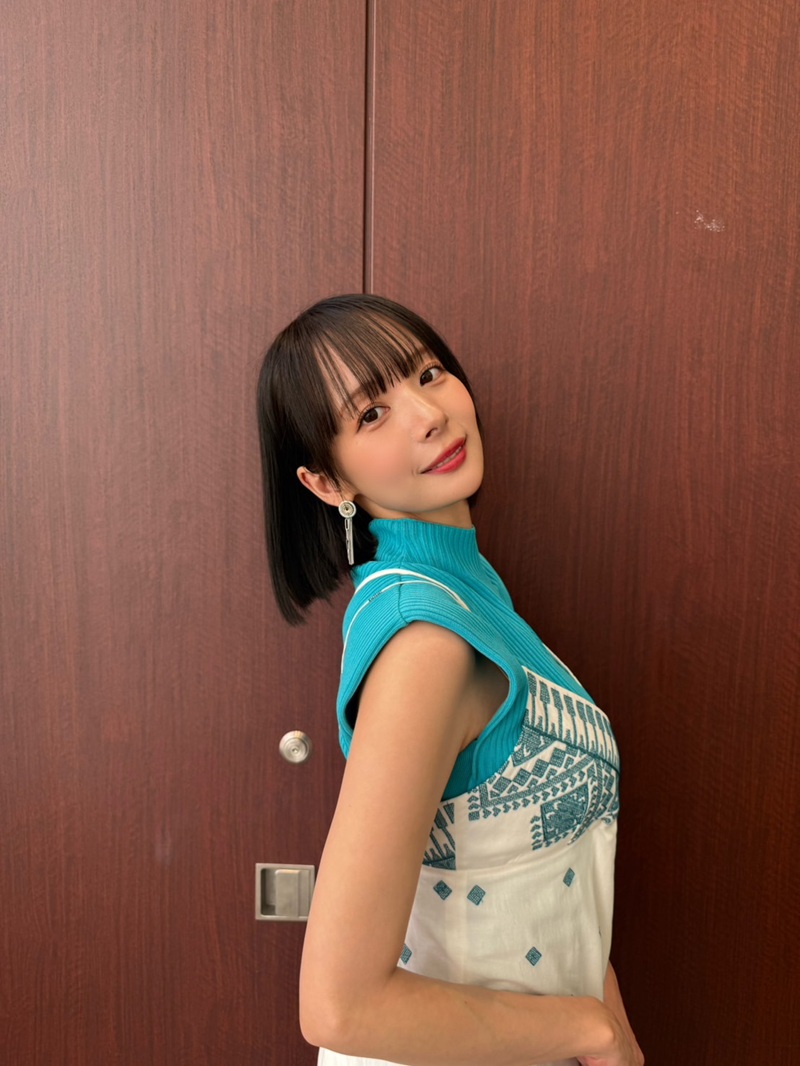 役満ボディ岡田紗佳の“ウマく”楽しく! 役満ボディ岡田紗佳の“ウマく”楽しく!